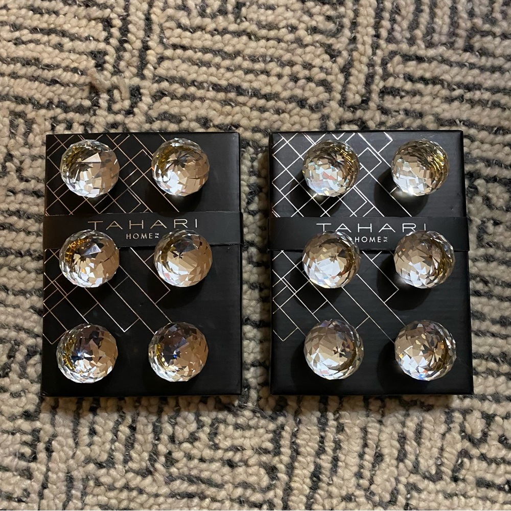 Tahari Crystal Decorative Knobs - Silver 12